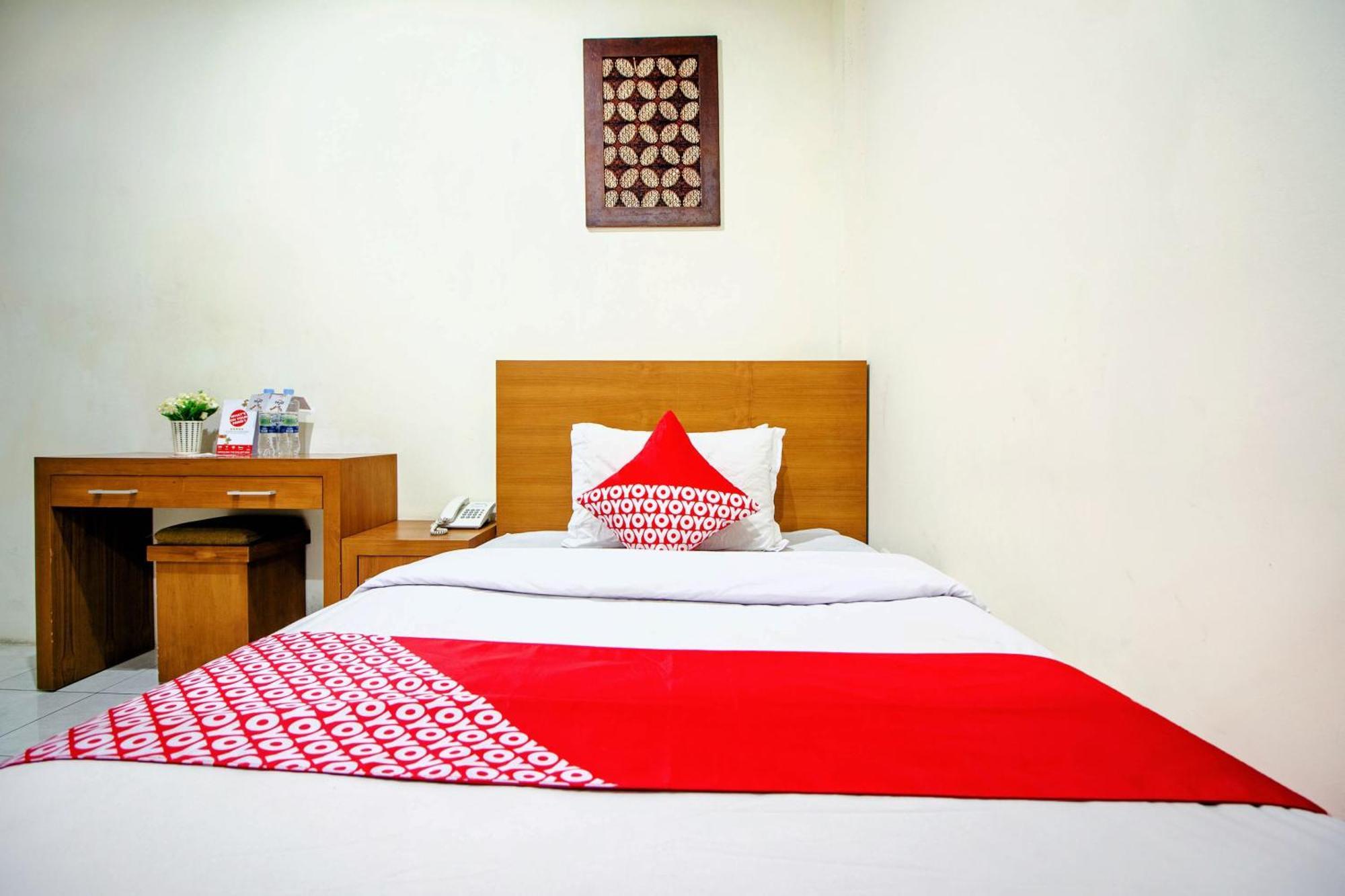 Super Oyo 250 De'Gadri Ndalem Hotel Jarakan Bagian luar foto