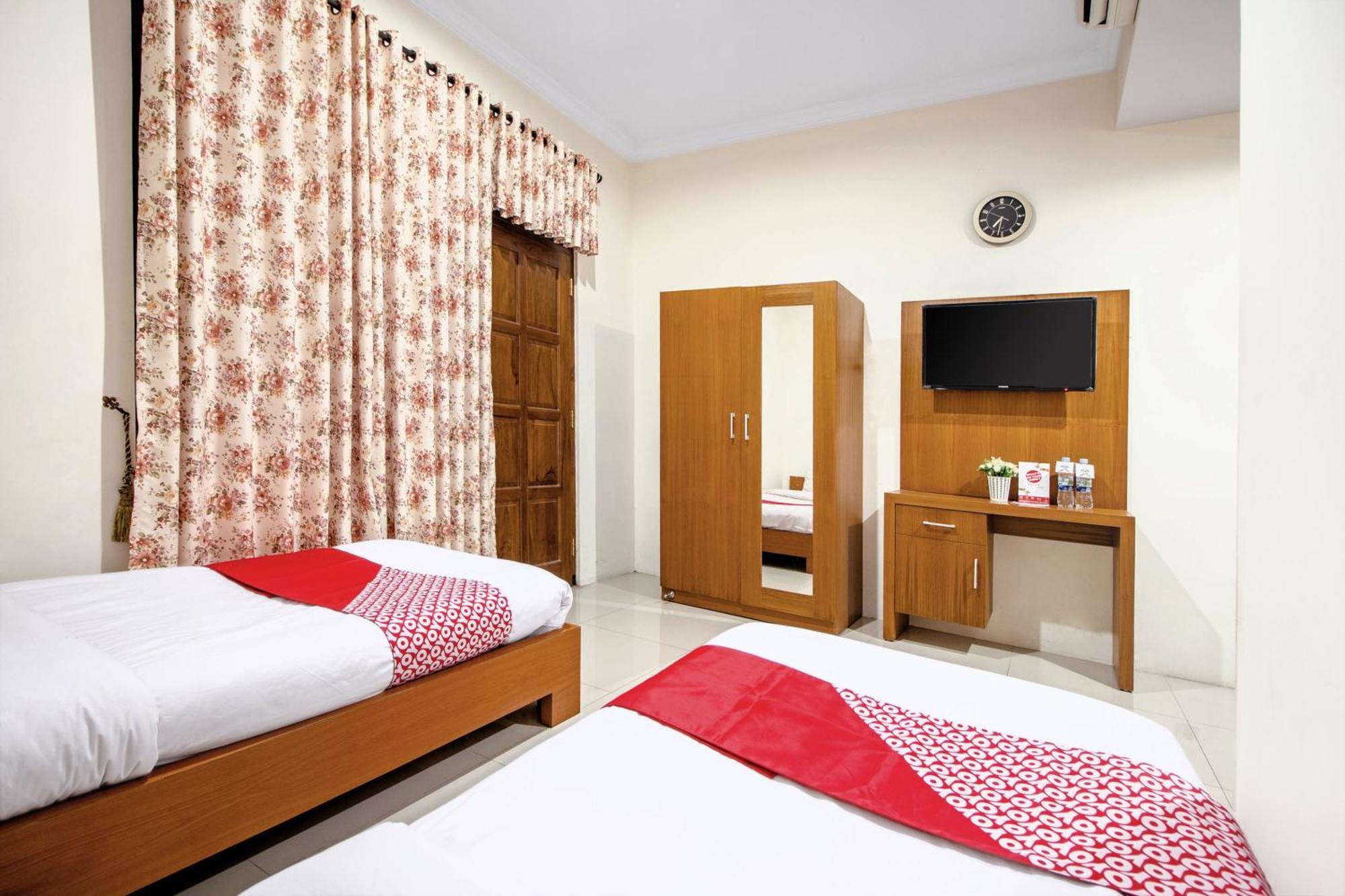 Super Oyo 250 De'Gadri Ndalem Hotel Jarakan Bagian luar foto